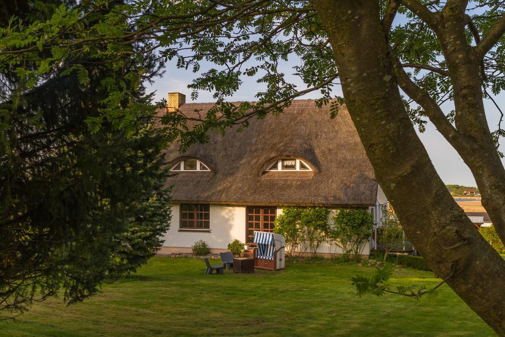 Dat Witte Hus Moritzdorf Ruegen Ferienwohnungen - Ruhige Lage エクステリア 写真